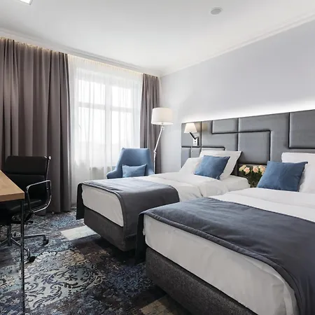 Wloski Italia Boutique Old Town מלון 3*