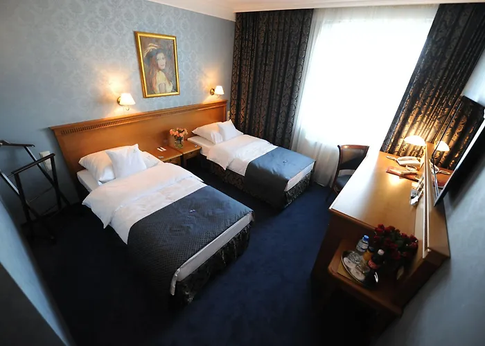 فندق Wloski Italia Boutique Old Town 3*